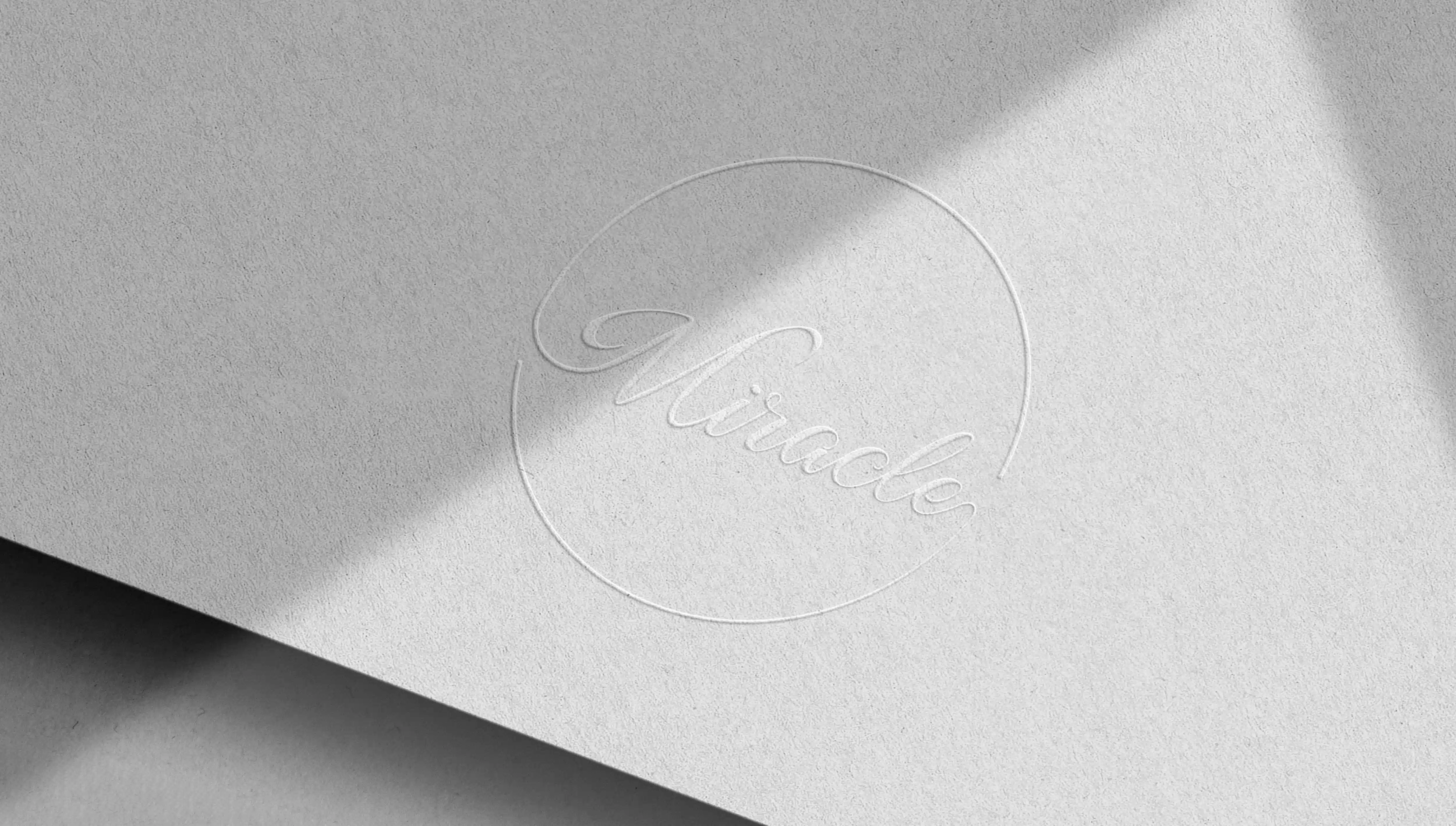 miracle-美業手作婚禮-英文字母LOGO設計-極簡草寫凸版壓凹光影-高雄GOLINE設計 (全台服務) (1)